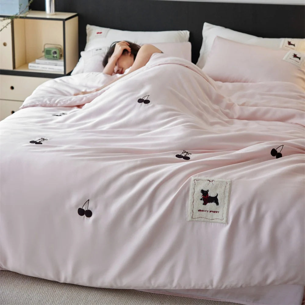 Dames Beddenset Met Kersenborduurwerk 7
