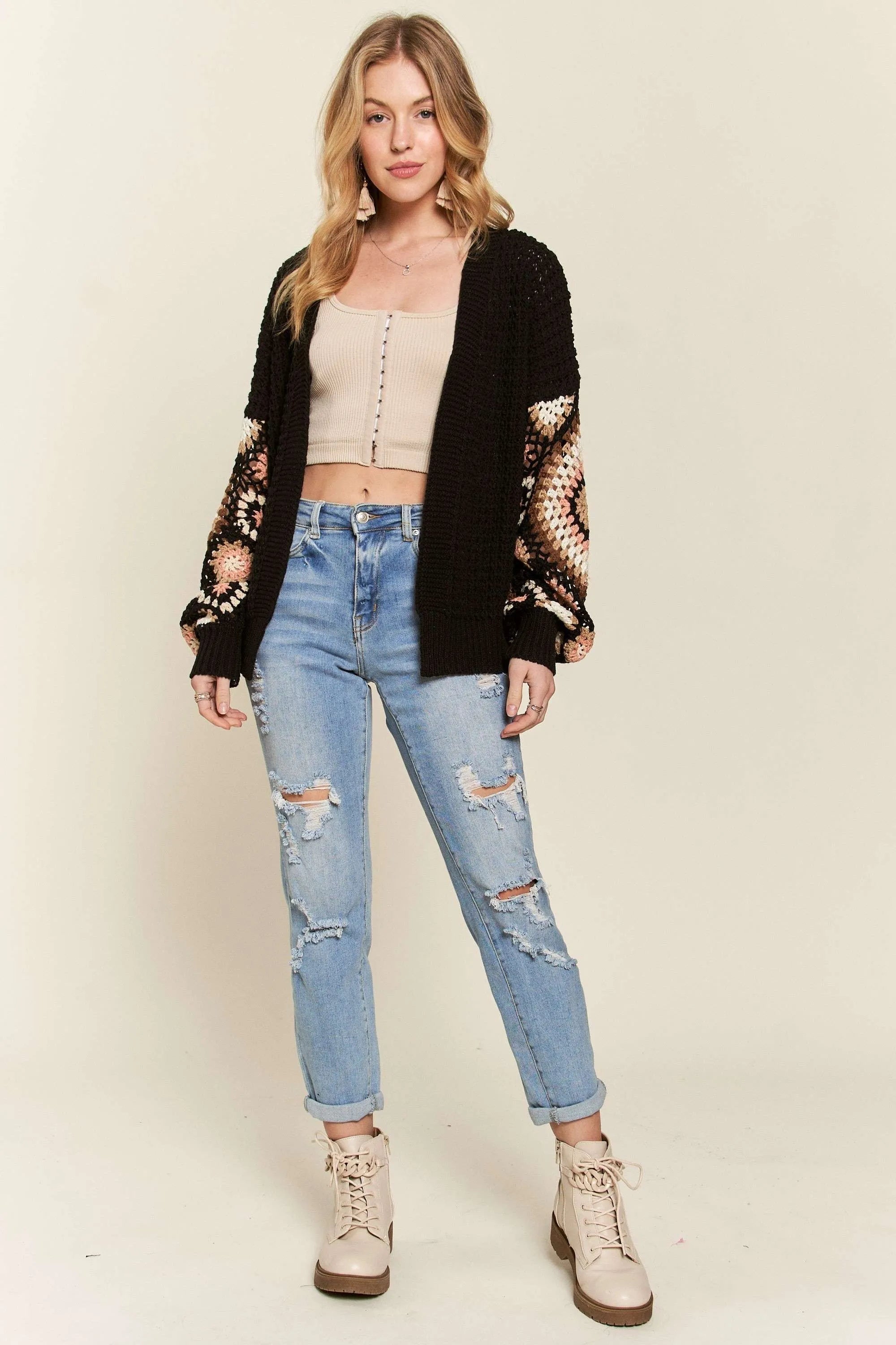 Dames Cardigan Met Multi-Kleurige Mouwen Gehaakt 4