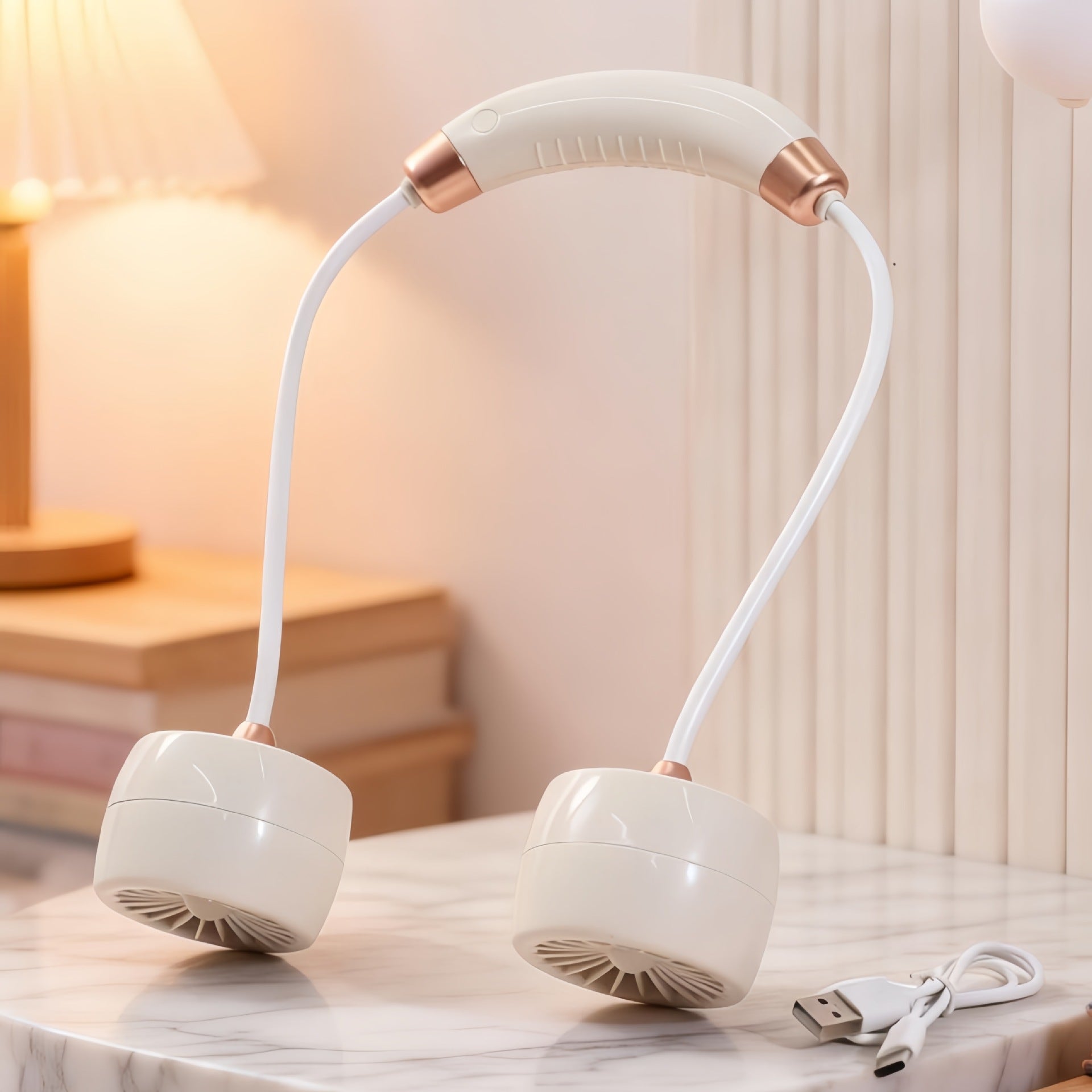 Dames Draagbare Nekventilator Flexibel Ontwerp voor Optimale Koeling 5