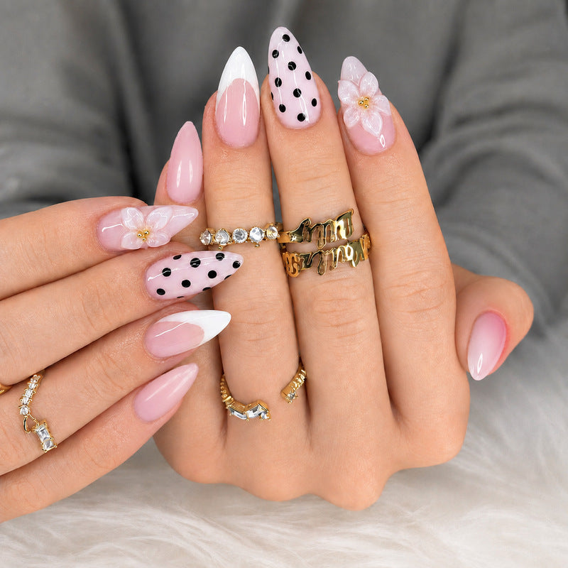 Dames Kunstnagels met Stippen en Bloemen Design 3