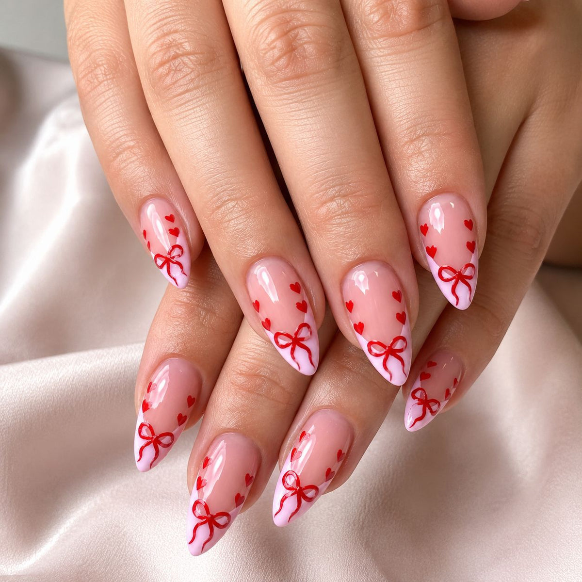 Dames Nageltips Met Rode Accenten Voor Diverse Gelegenheden 3