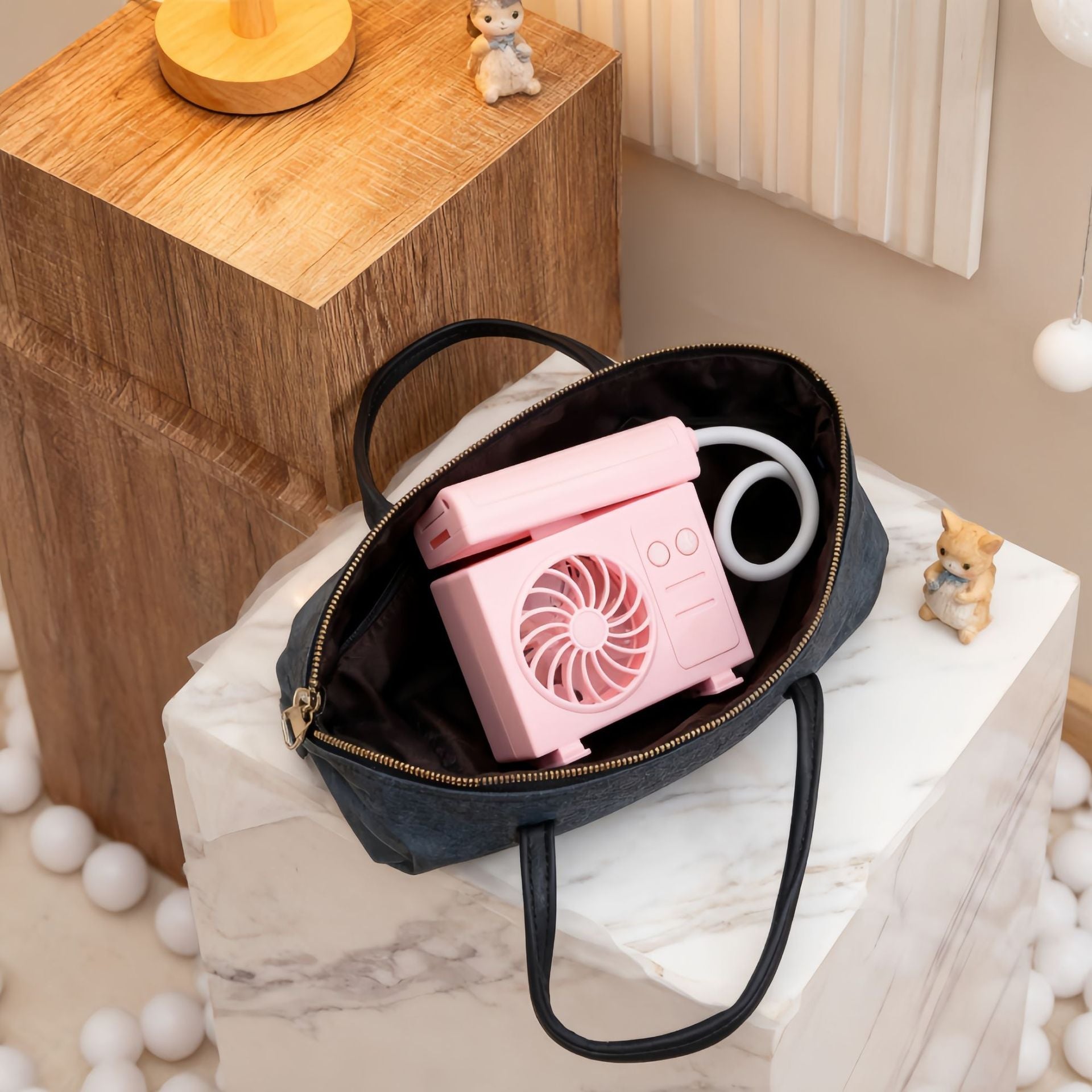 Dames Tafellamp met Verstelbare Arm en USB-Ventilator Modern Design 4