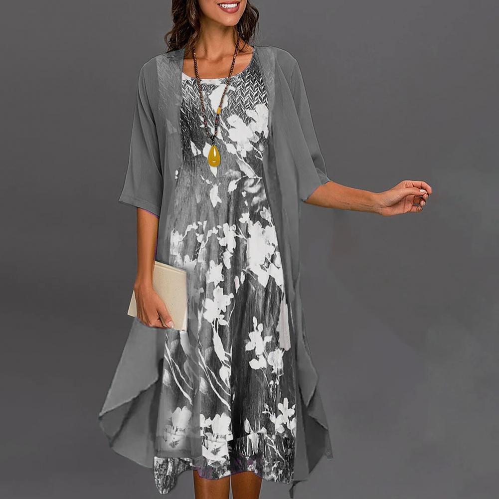 Damesjurk voor de herfst, modern design 1
