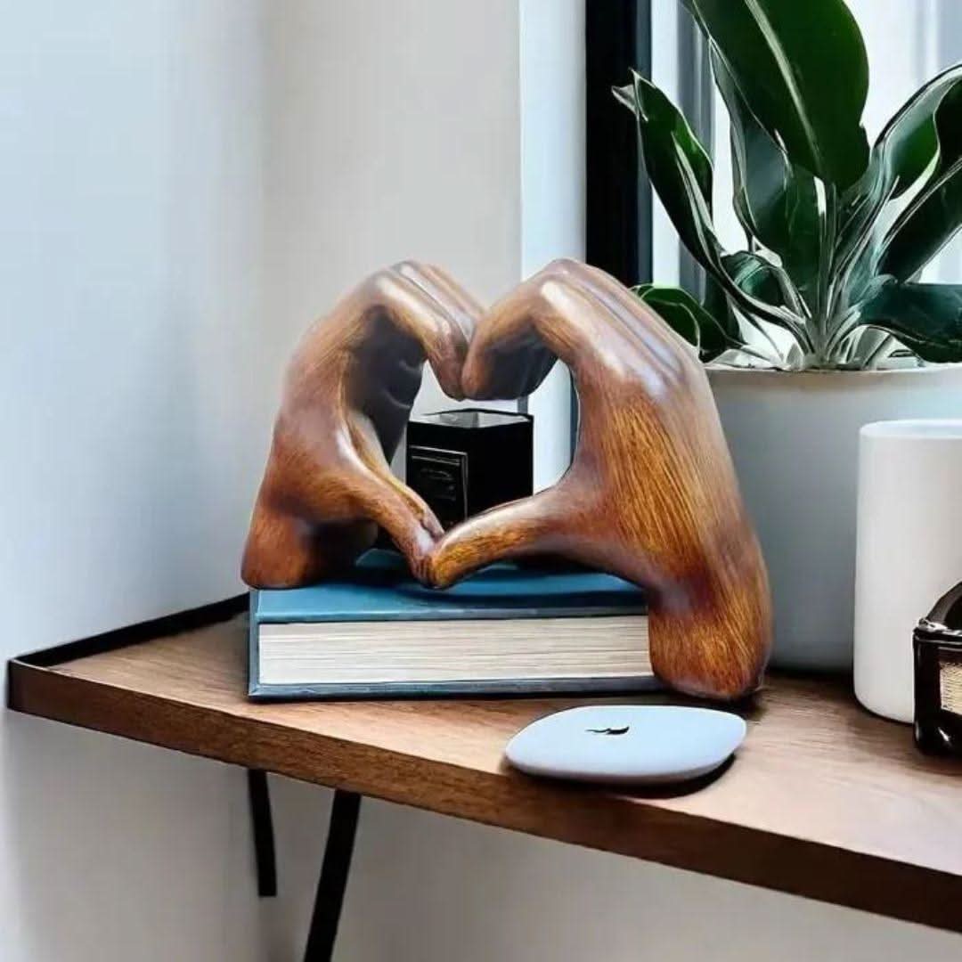 Decoratieve Houten Figuur Handgemaakt voor Warmte en Karakter in Huis 7