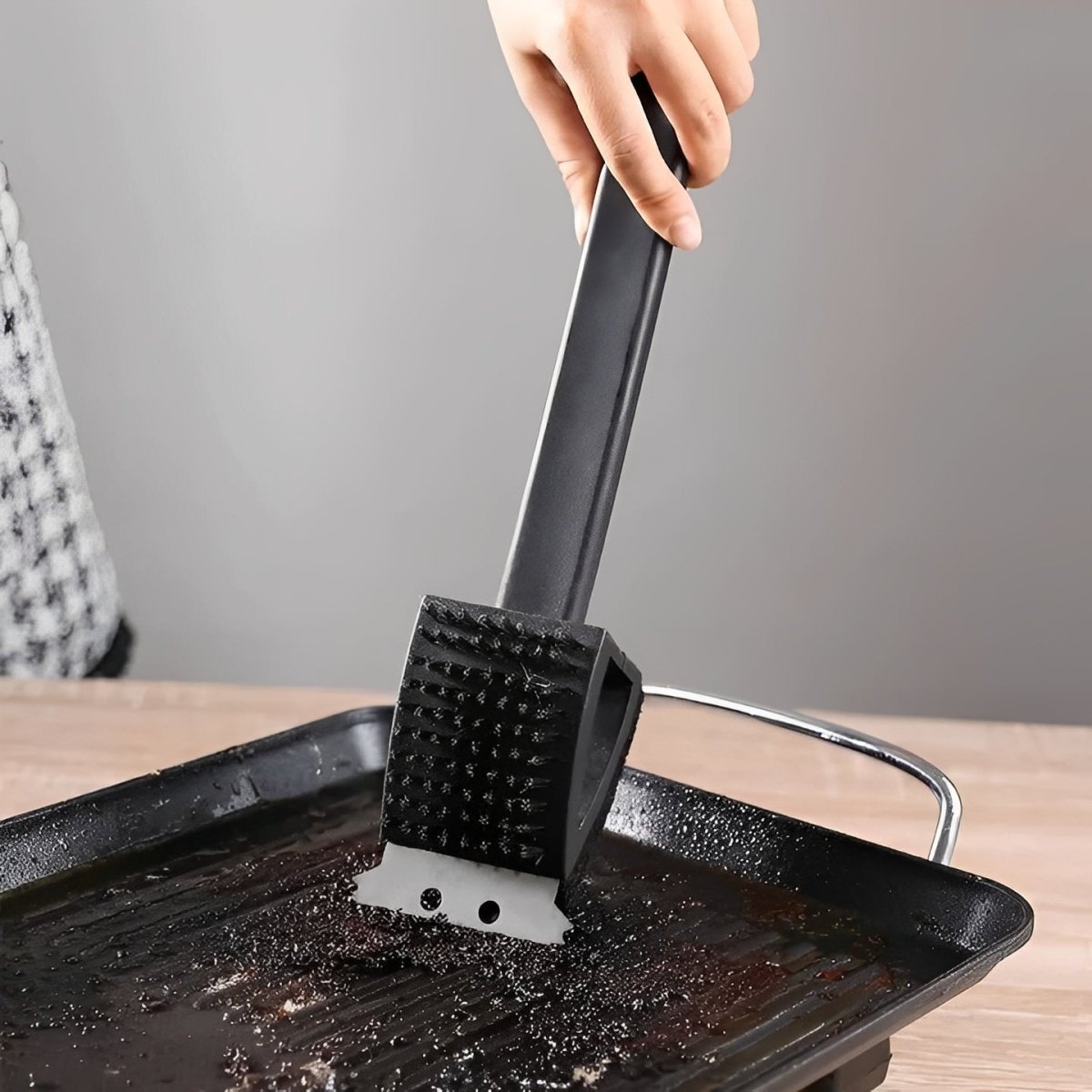 Grillreiniger Met Schraper En Sponsopzetstuk Voor Grillroosters 3