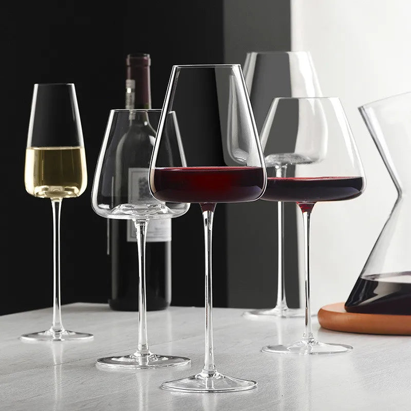 Handgemaakte Wijn- en Champagneglazen Set met Verfijnd Ontwerp 5