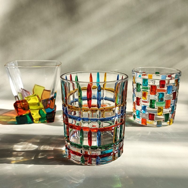Handgeschilderde Drinkbeker Met Uniek Ontwerp Voor Stijlvol Gebruik 0