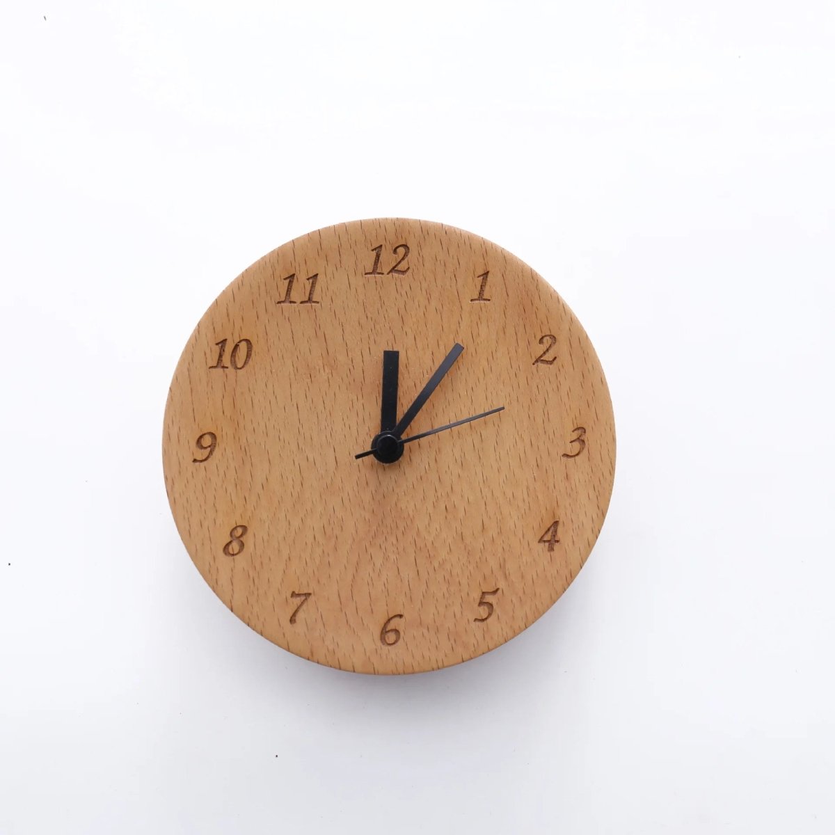 Houten Wekker Minimalistisch Design voor Een Rustige Sfeer 5