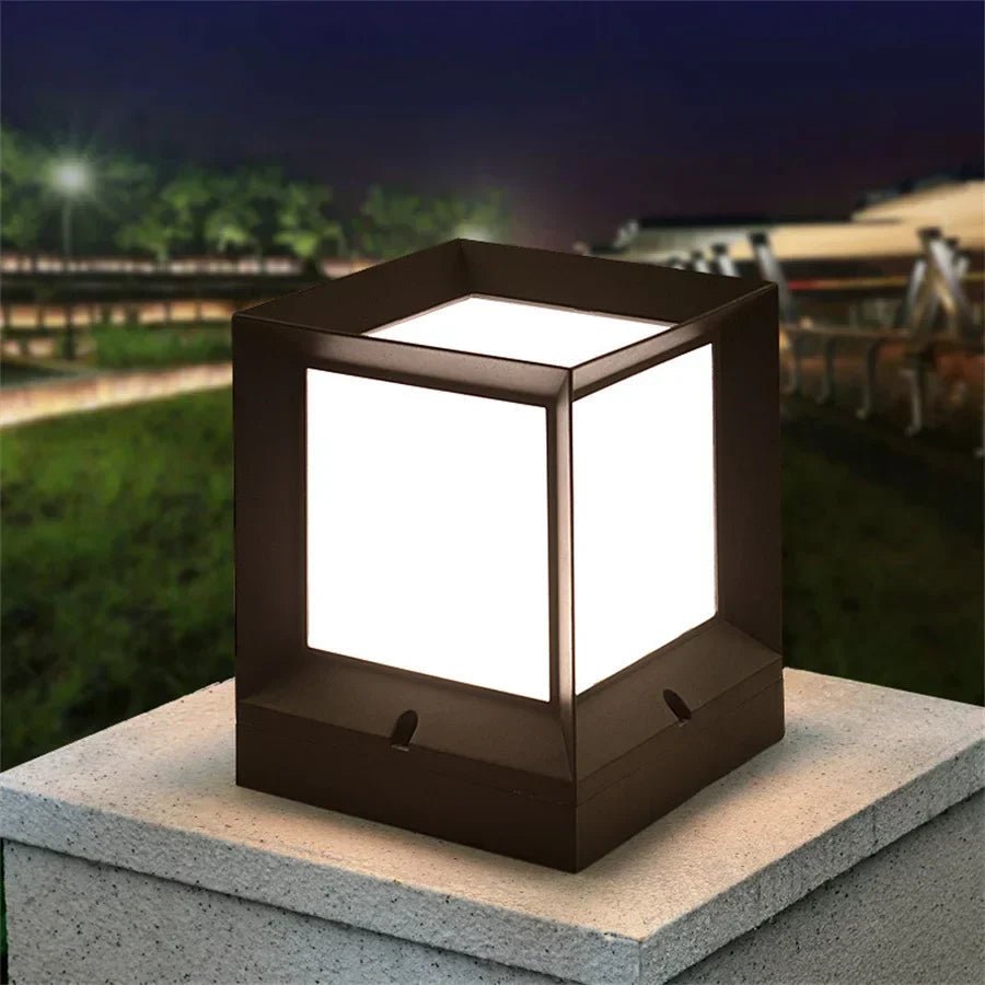 Moderne LED Buitenvloerlamp voor Tuinen en Opritten 0