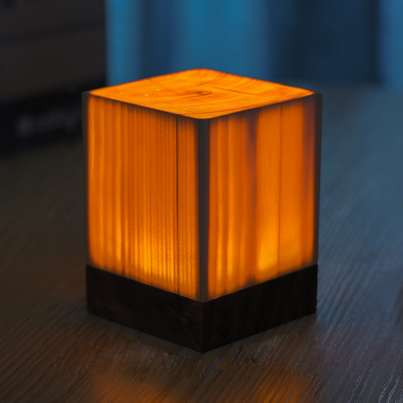Oplaadbare Draadloze Tafellamp met Touchbediening en Houten Ontwerp 12