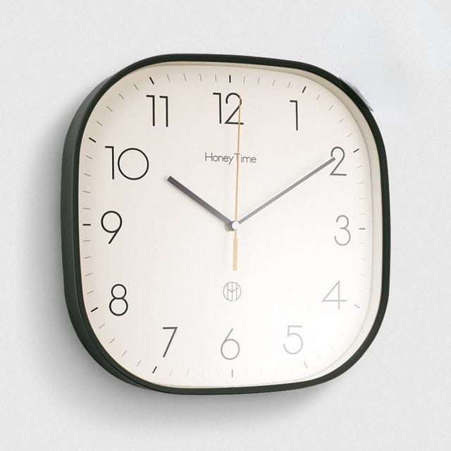 Retro Wandklok Vierkant Met Matgrijs Oppervlak 1