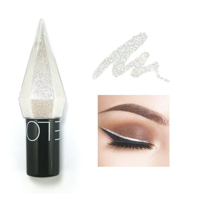 Glinsterende vloeibare eyeliner met diamant