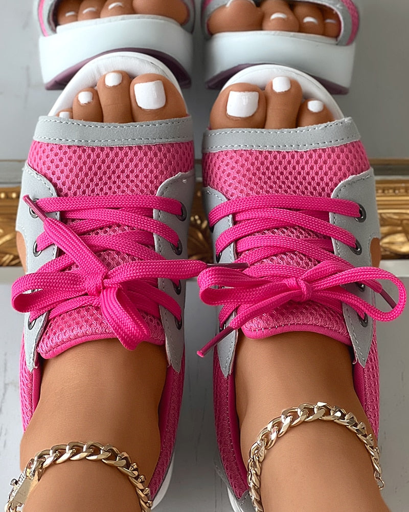 Chic Paneelveter Sandalen