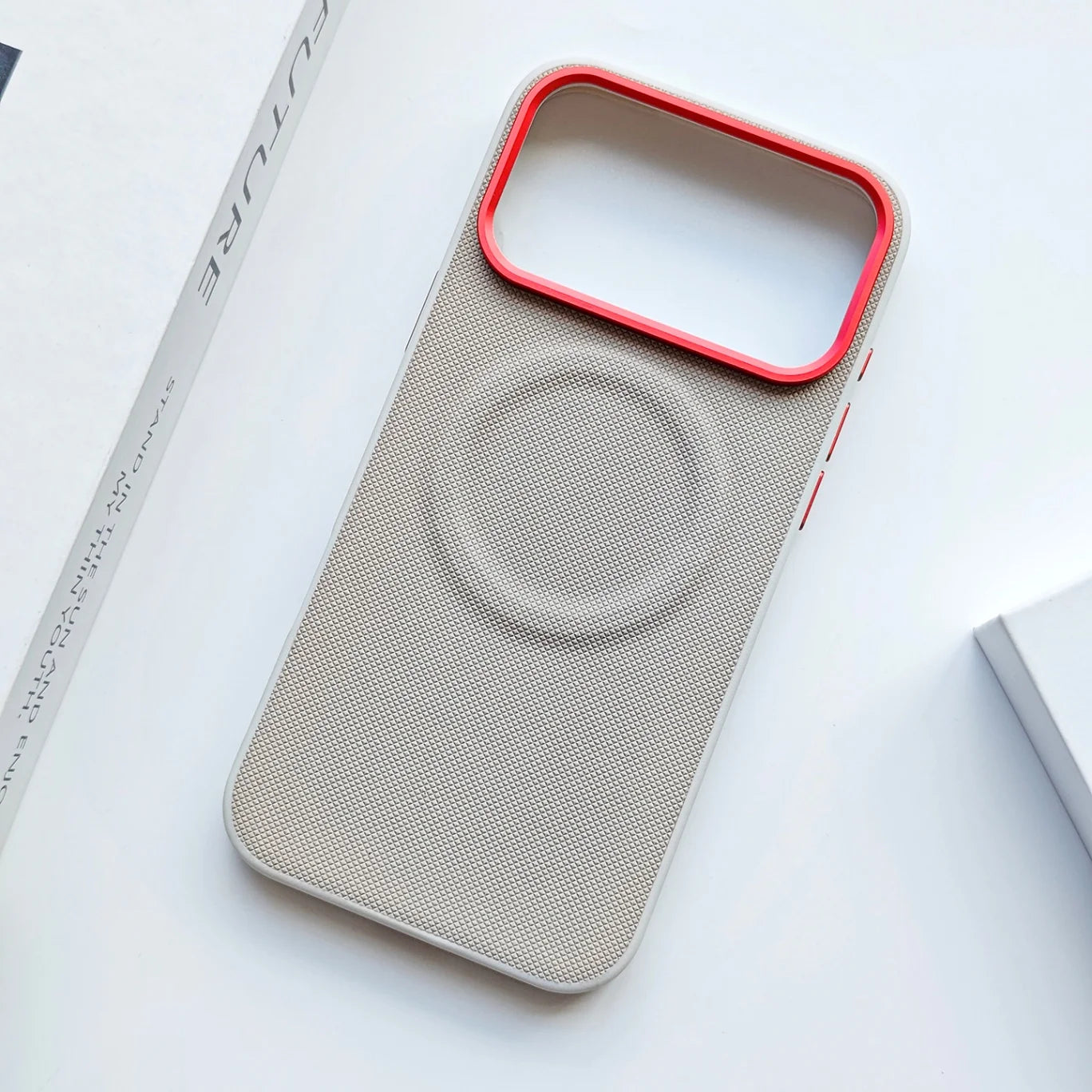 Telefoonhoesje voor iPhone 17 Pro Max met Magnetische Ring en Unieke Rode Lens 10