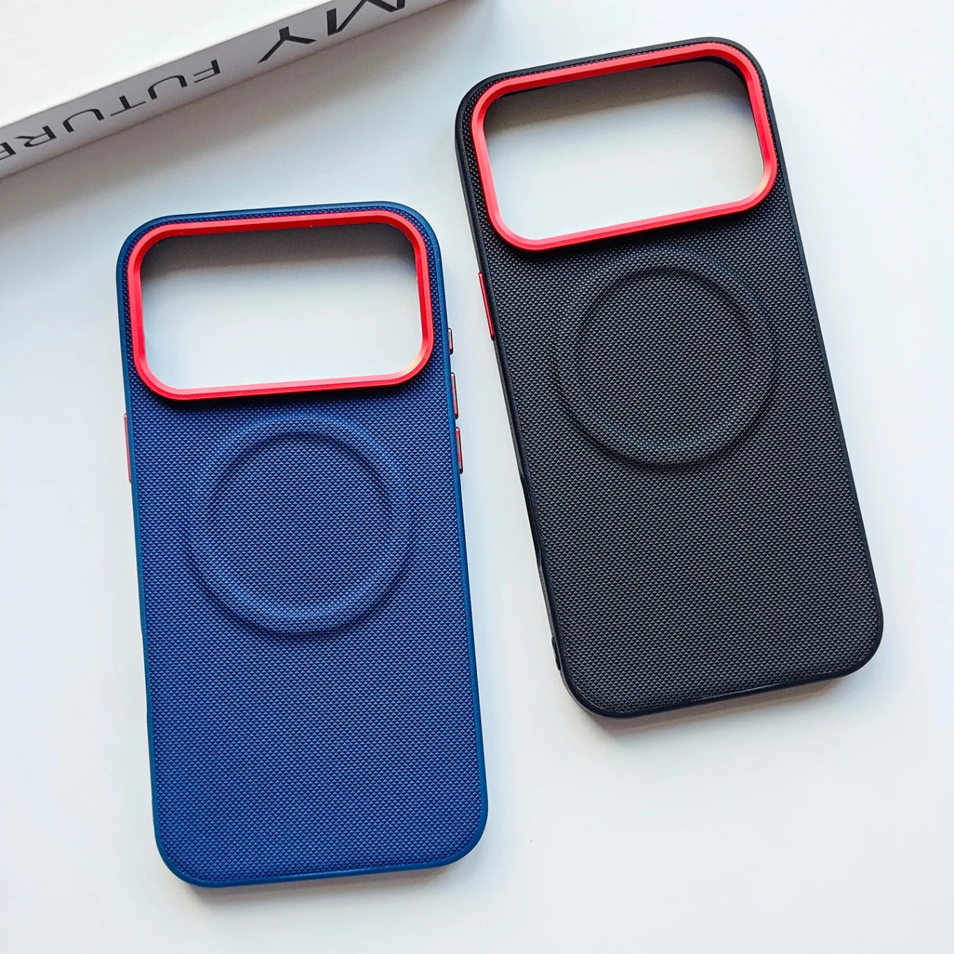 Telefoonhoesje voor iPhone 17 Pro Max met Magnetische Ring en Unieke Rode Lens 3