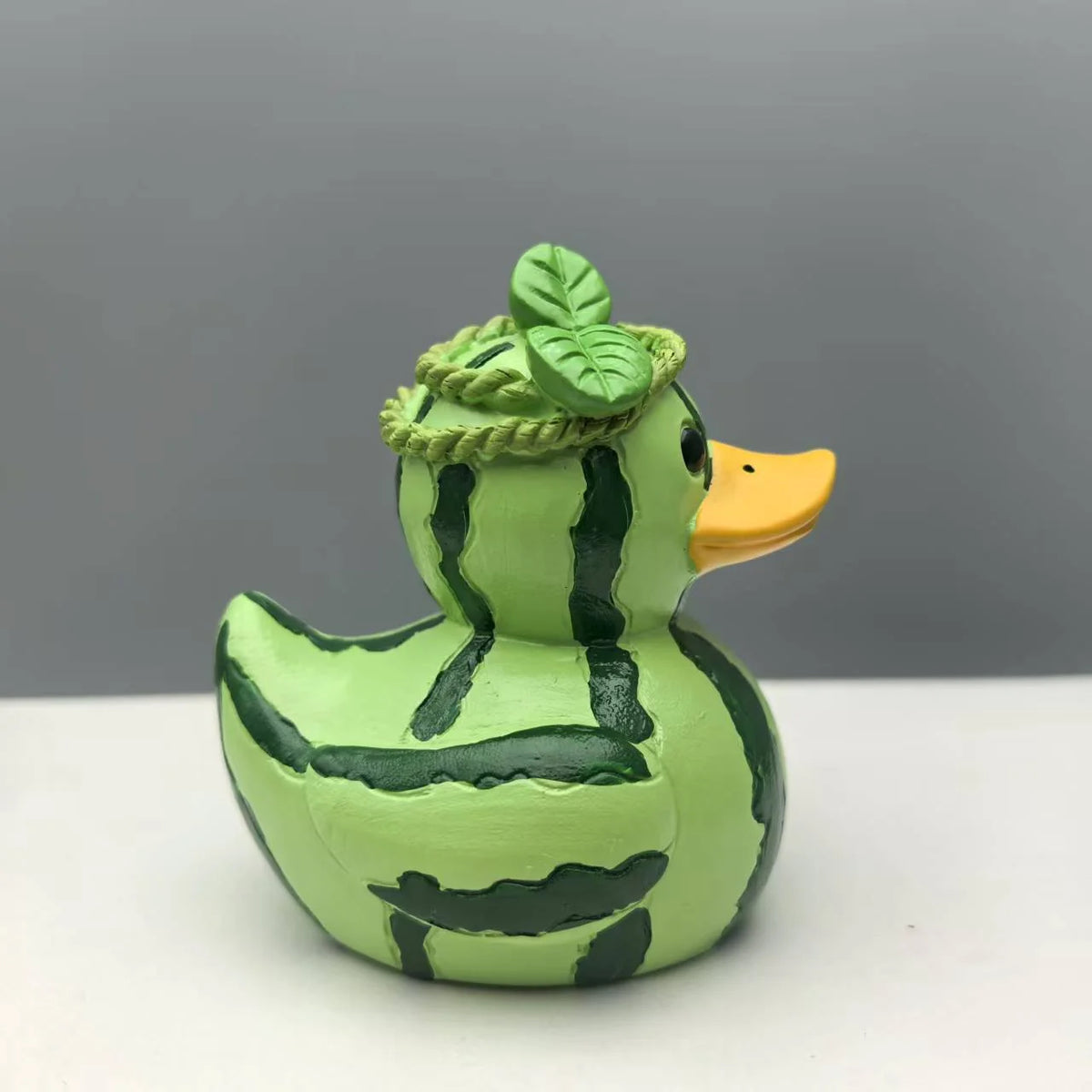 Unisex Badeendje Met Aardbeienmotief Speels Design 4