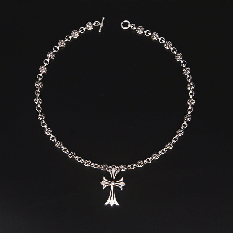 Unisex Ketting met Gotische Kruishanger 1