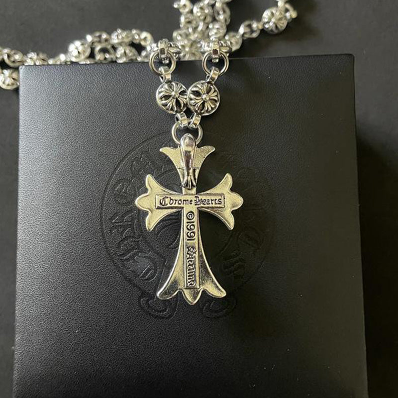 Unisex Ketting met Gotische Kruishanger 2