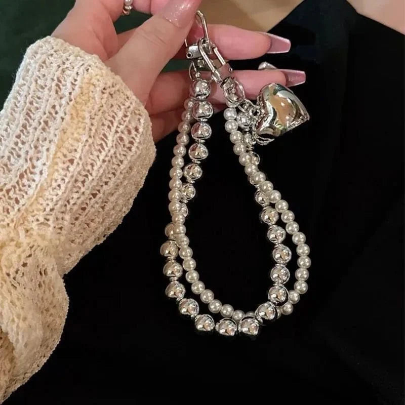 Unisex Sleutelhanger met Parelaccenten en Bedel 0