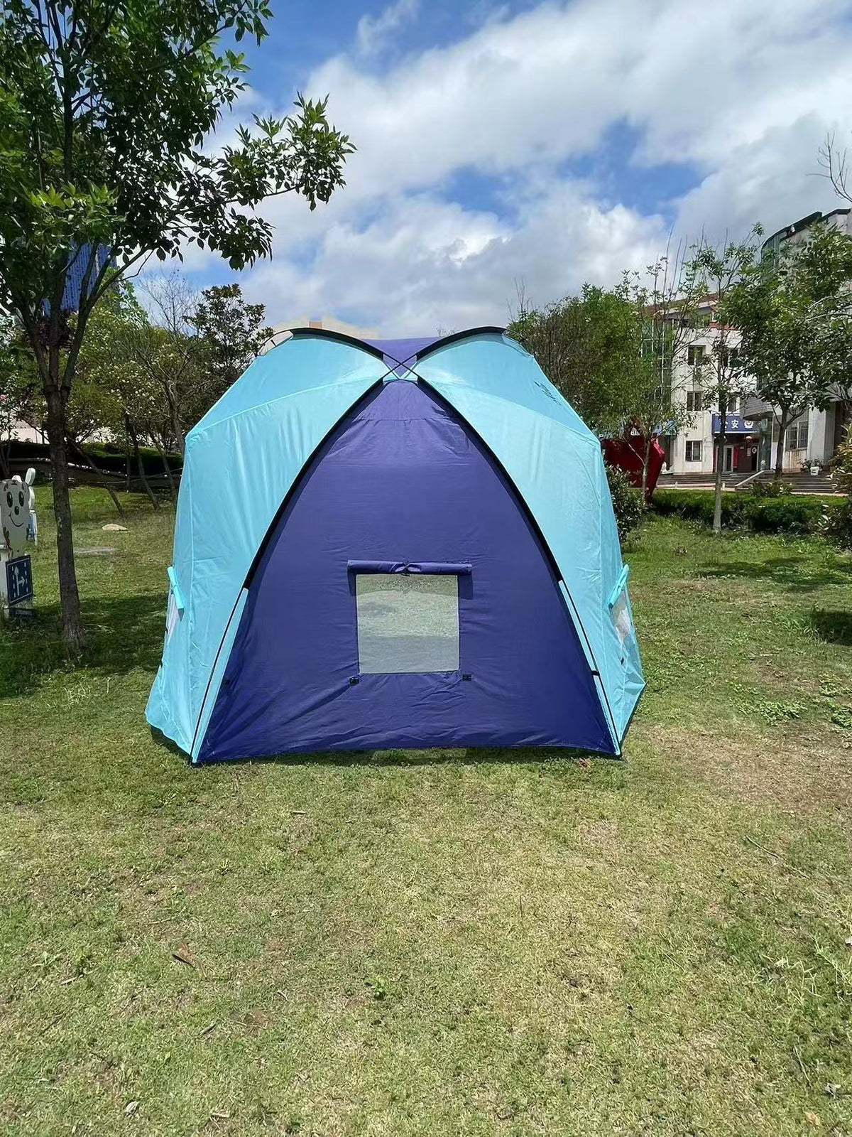 Unisex Strandpaviljoen met Geïntegreerde Ramen en Ventilatie 0
