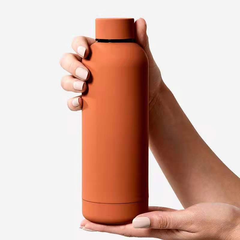 Unisex Waterfles Innovatief Ontwerp Met Antislip Voor Sport En Dagelijks Gebruik 0