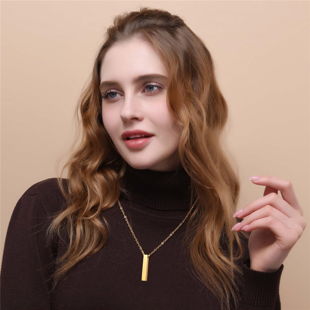 Minimalistische kubus ketting