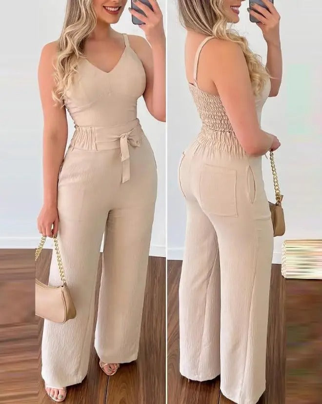 Backless jumpsuit met spaghettibandjes en V-hals