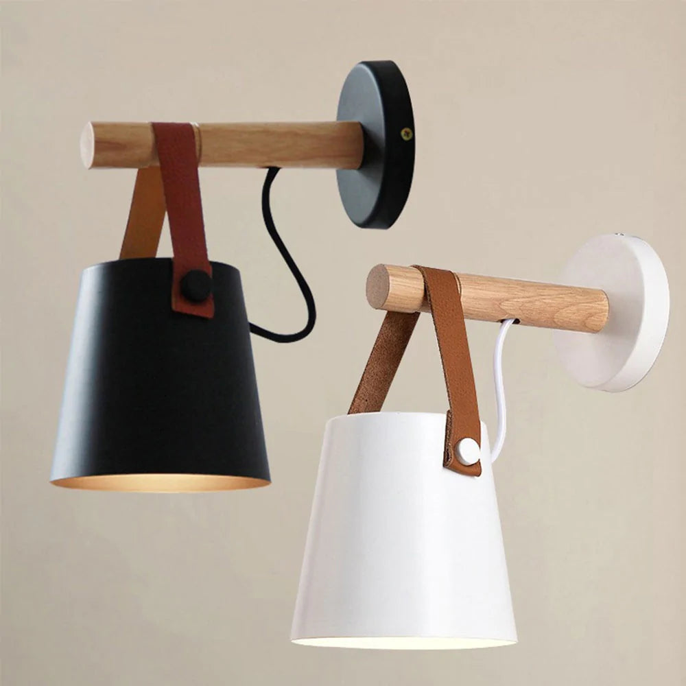 Noordse Houten Wandlamp