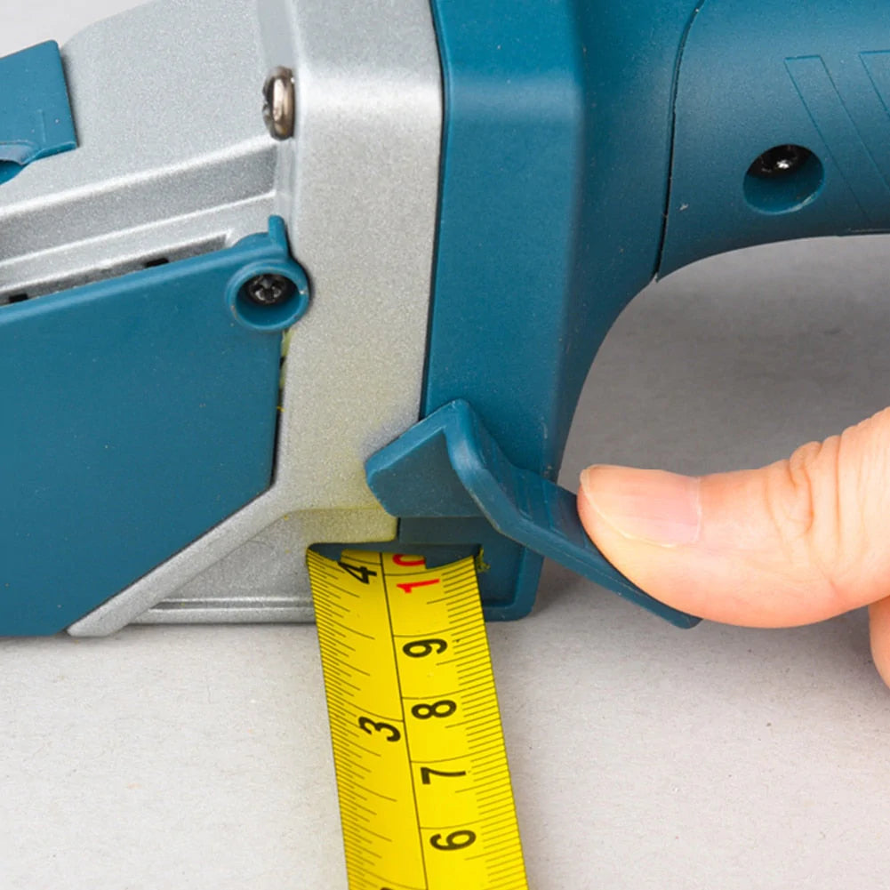 Gypsum Board Cutting Device