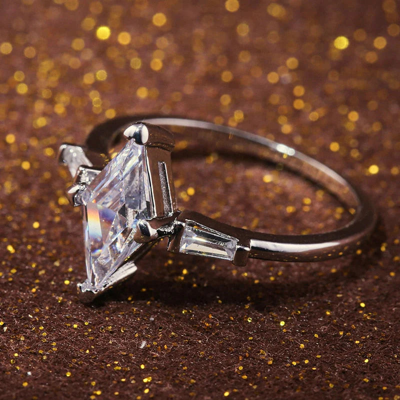 Horse Eye Solitaire Verlovingsring