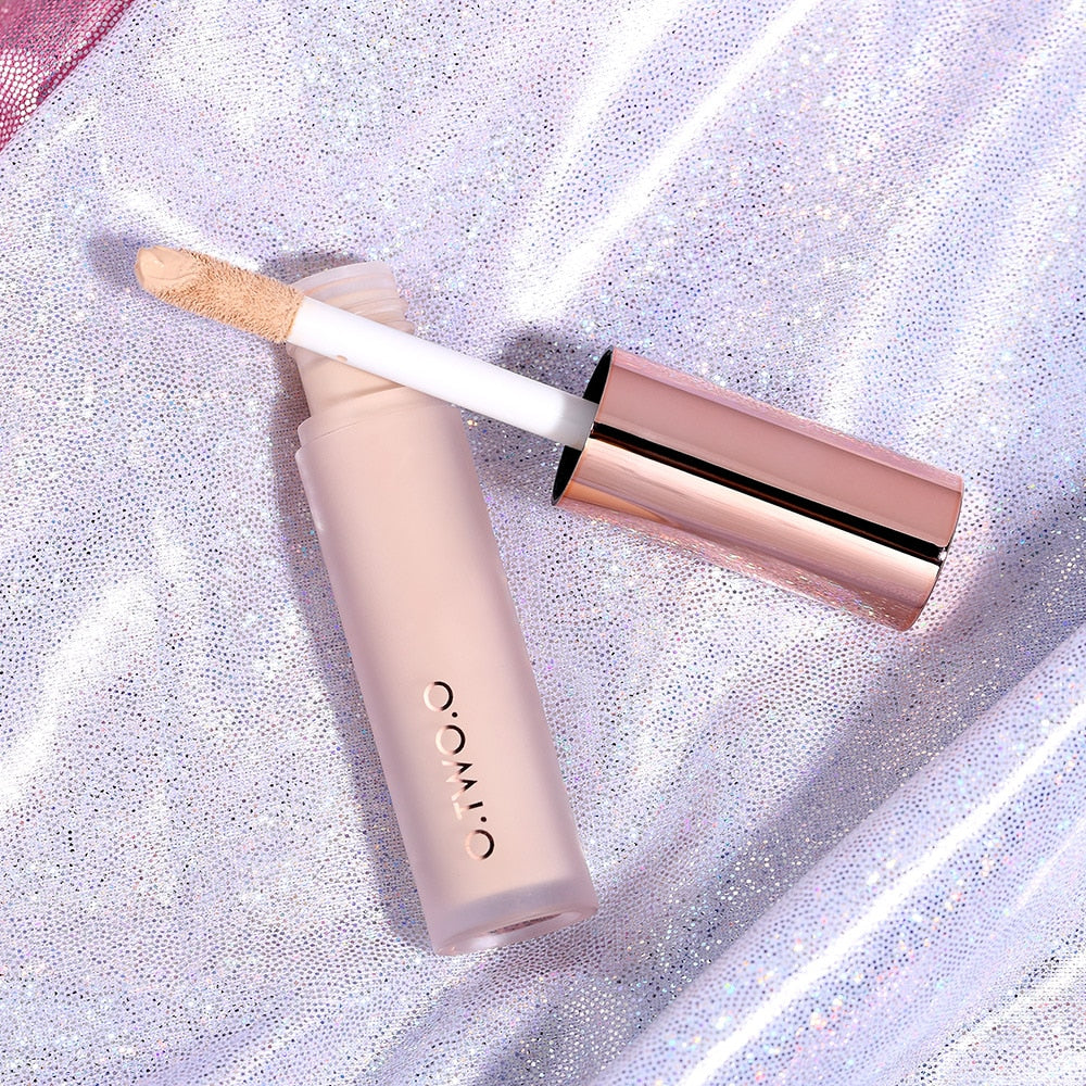 O.TWO.O Volledige Dekking Vloeibare Concealer