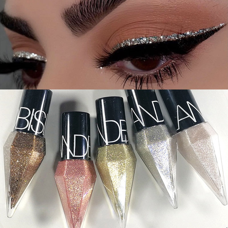 Glinsterende vloeibare eyeliner met diamant