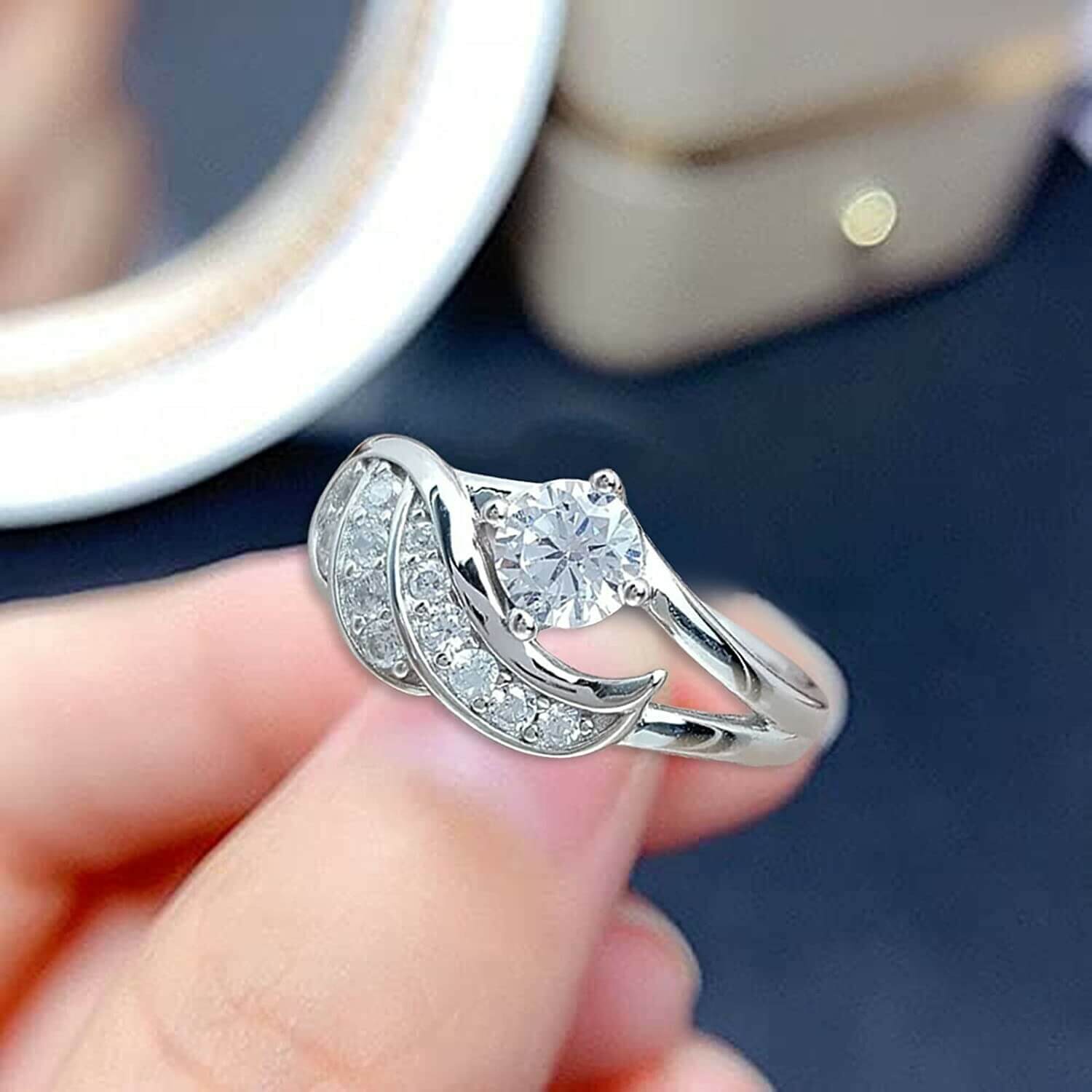Engel's Omhelzing Ring