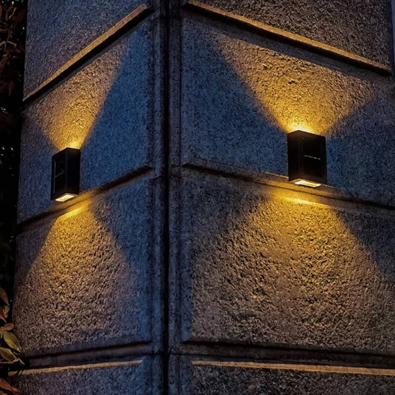 Zonne-aangedreven buiten Patio Wall Light Belleza